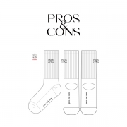 프로스앤콘스_PROS&CONS 의 남, 여 공용 패션 자수 장목양말 제작사례.